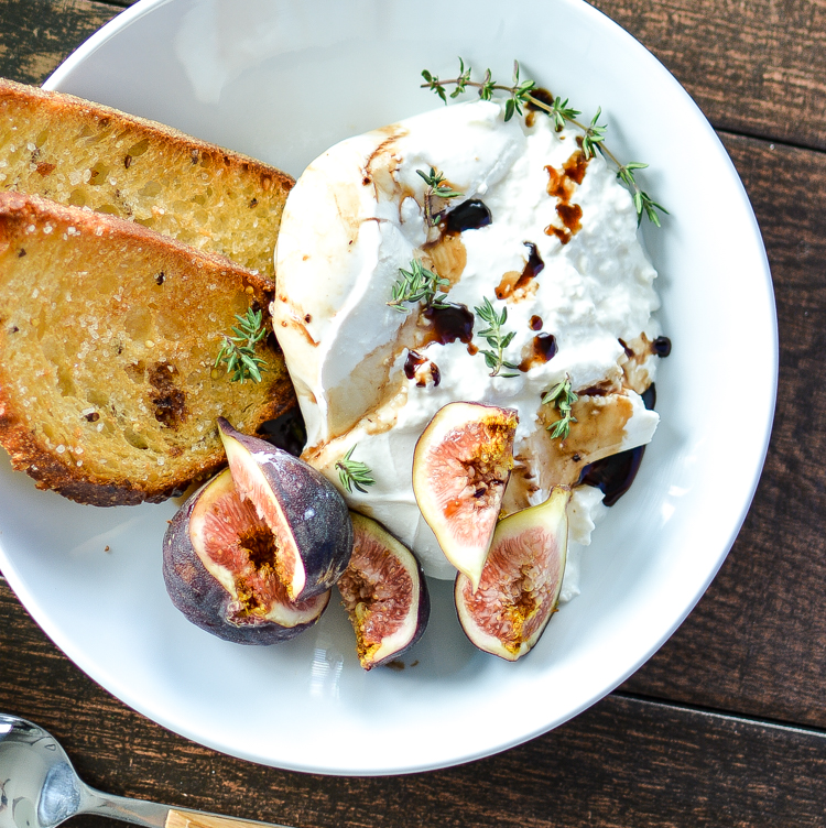 Burrata with Fresh Figs and Crispy Bread: a midday snack or appetizer recipe to get excited about! | www.cookingandbeer.com