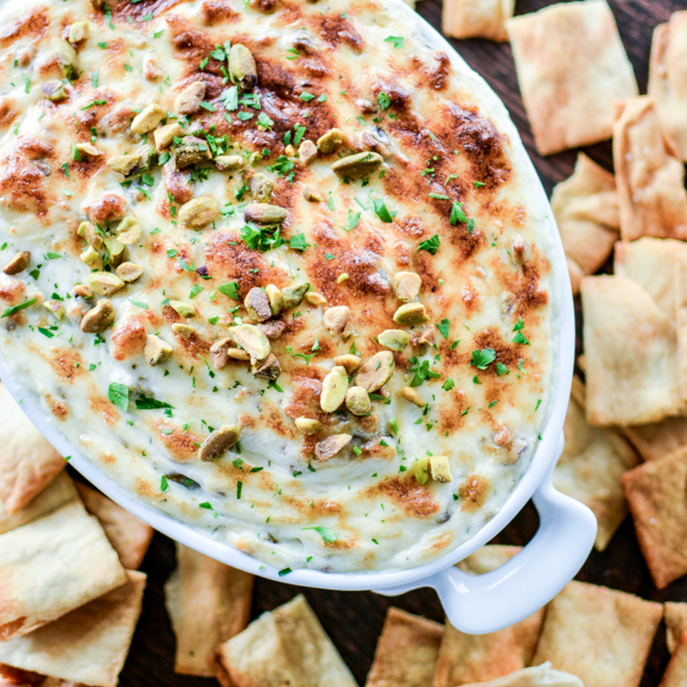 From guacamole to warm reuben dip and from goat cheese to Mexican corn dip, here are 23 easy dip recipes for your next game day party!