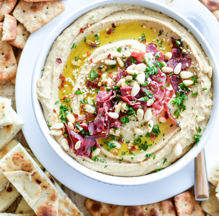 Roasted Garlic Hummus with Crispy Pastrami: the perfect quick appetizer for your next get-together or dinner party! | www.cookingandbeer.com