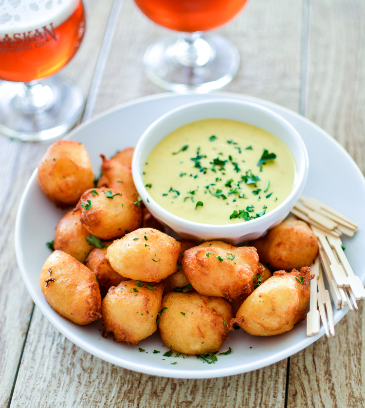 Manchego Cheese Fritters with Honey Mustard Ranch are the perfect appetizer recipe for any party occasion! | www.cookingandbeer.com