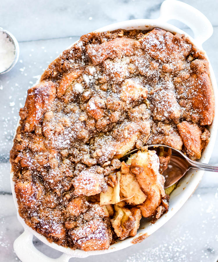 Cinnamon roll french toast bake with pecan crumble