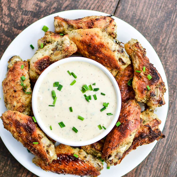 Chipotle Ranch Chicken Wings with Chipotle Ranch Dressing #superbowl #gameday | www.cookingandbeer.com