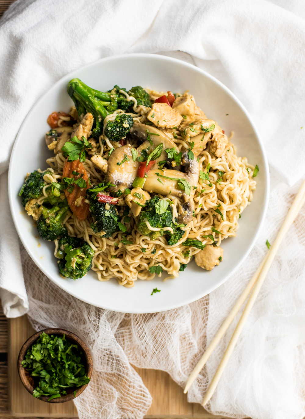 30-Minute Chicken Stir Fry Ramen is the perfect family-friendly weeknight meal. It is on the table in 30 minutes and is exploding with flavor thanks to House of Tsang's General Tso Stir-Fry Sauce!
