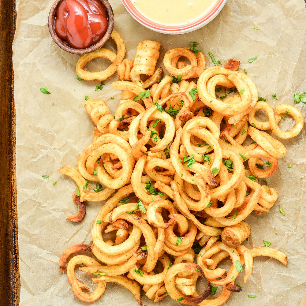From fritters to nachos and wings to sliders, here are 22 Finger Food Appetizer Recipes for Super Bowl Sunday! Add them to your party menus ASAP!