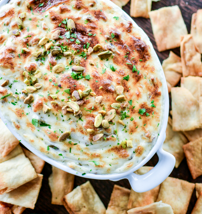 Warm Pistachio Cheese Dip: an addicting and delicious appetizer recipe for your next get together! | www.cookingandbeer.com